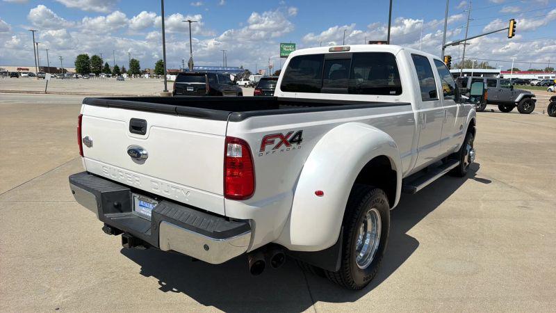2016 Ford F-350 LARIAT