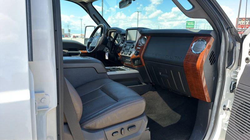 2016 Ford F-350 LARIAT