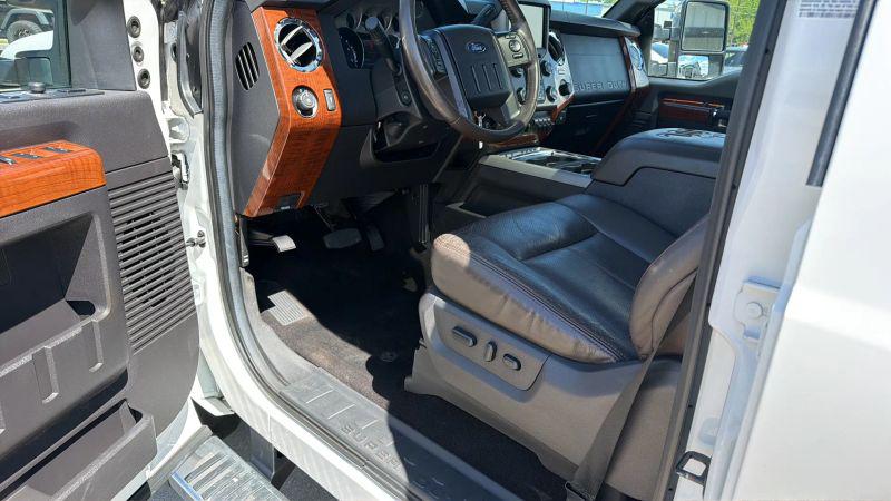 2016 Ford F-350 LARIAT