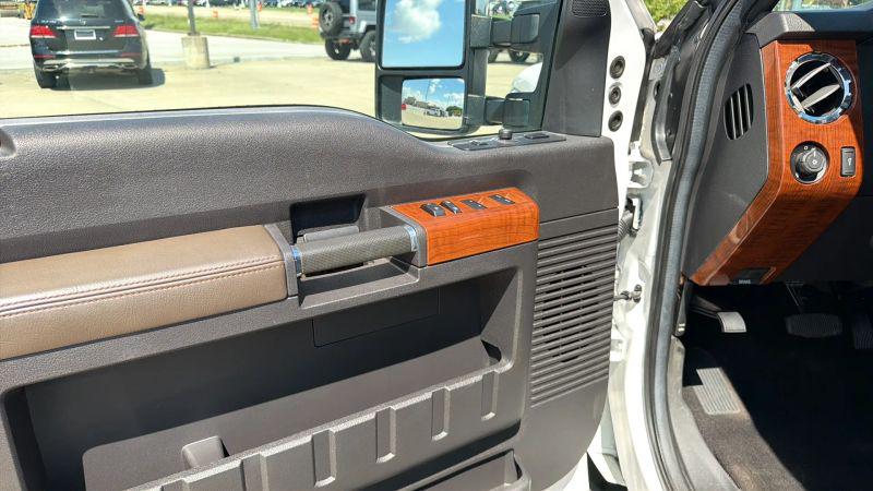 2016 Ford F-350 LARIAT