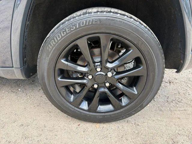 2017 Jeep Grand Cherokee Altitude 4x4