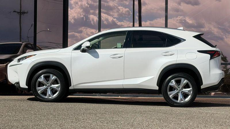 2017 Lexus NX 200t 200t