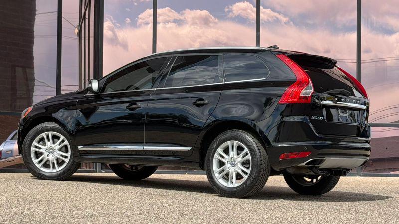 2016 Volvo XC60 T5 Drive-E Premier
