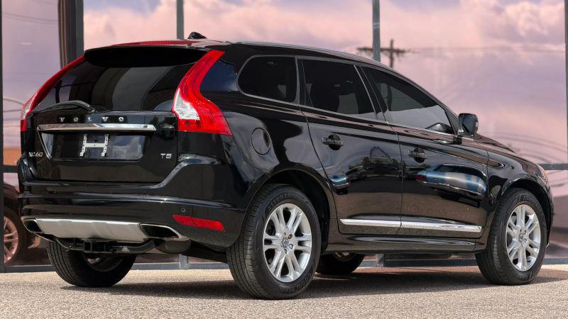 2016 Volvo XC60 T5 Drive-E Premier