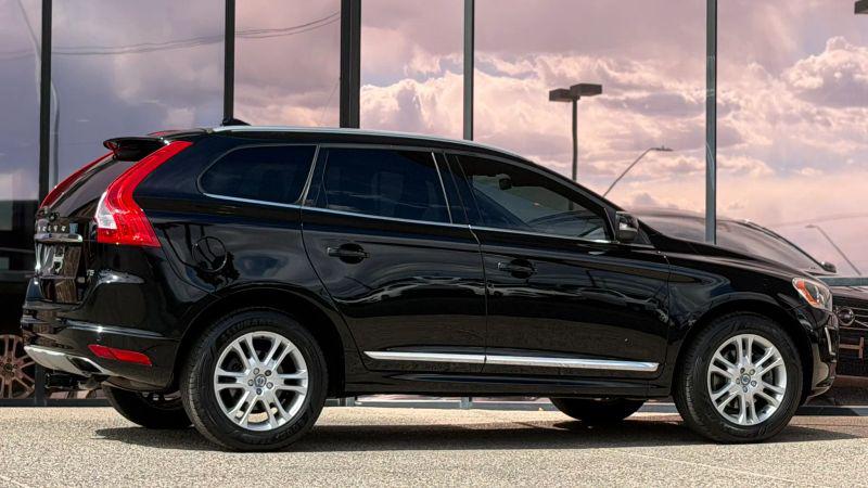 2016 Volvo XC60 T5 Drive-E Premier