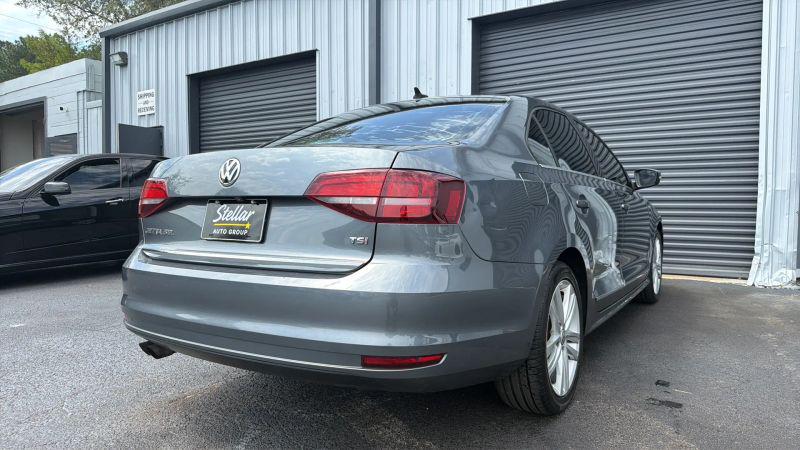 2017 Volkswagen Jetta 1.8T SEL