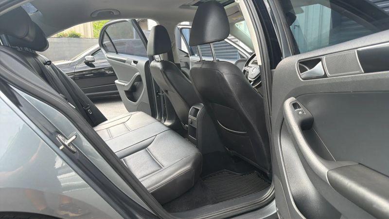 2017 Volkswagen Jetta 1.8T SEL
