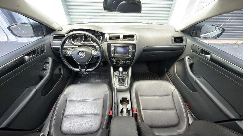 2017 Volkswagen Jetta 1.8T SEL