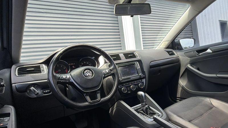 2017 Volkswagen Jetta 1.8T SEL