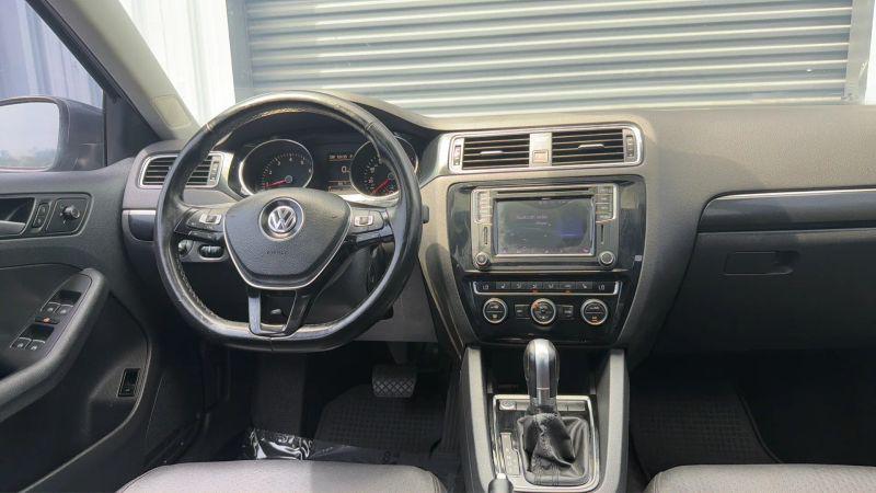 2017 Volkswagen Jetta 1.8T SEL