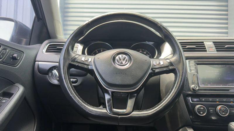 2017 Volkswagen Jetta 1.8T SEL