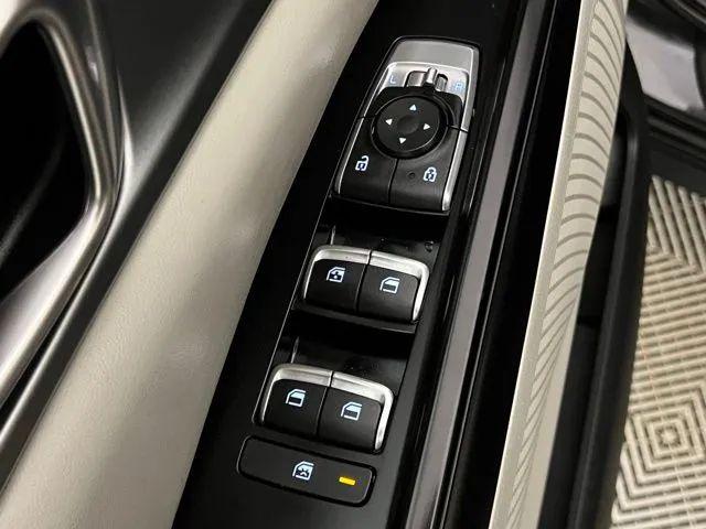 2023 Kia Carnival MPV LX Seat Package