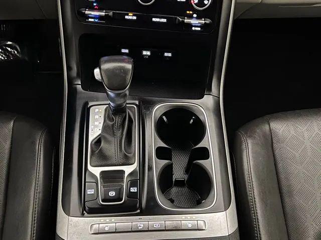 2023 Kia Carnival MPV LX Seat Package