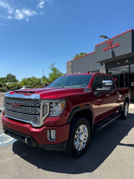 2020 GMC Sierra 2500HD 4WD Crew Cab Standard Bed Denali
