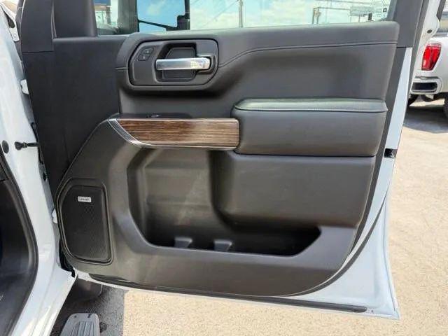 2022 Chevrolet Silverado 3500HD High Country