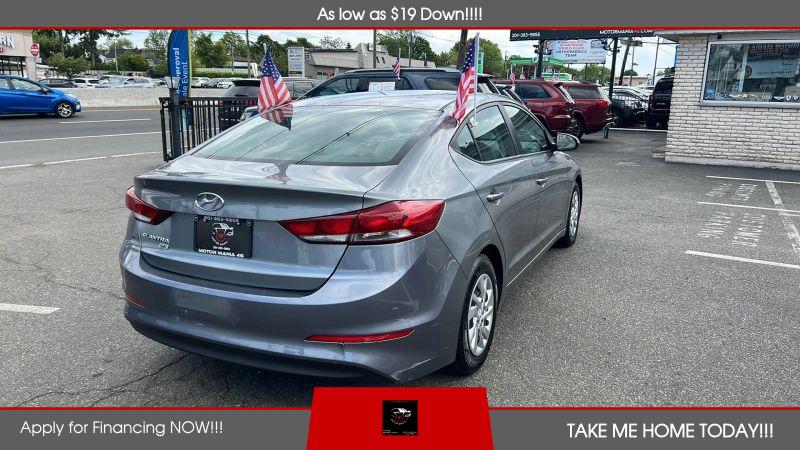 2018 Hyundai Elantra SE