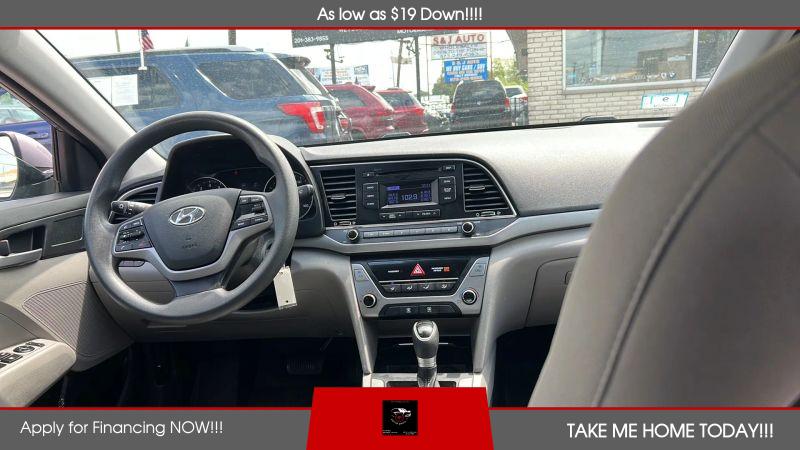 2018 Hyundai Elantra SE