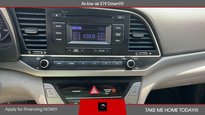 2018 Hyundai Elantra SE