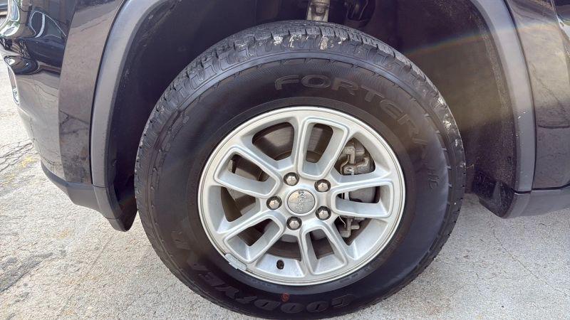 2018 Jeep Grand Cherokee Laredo 4x4