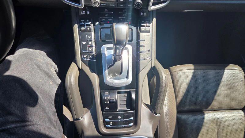 2017 Porsche Cayenne Base