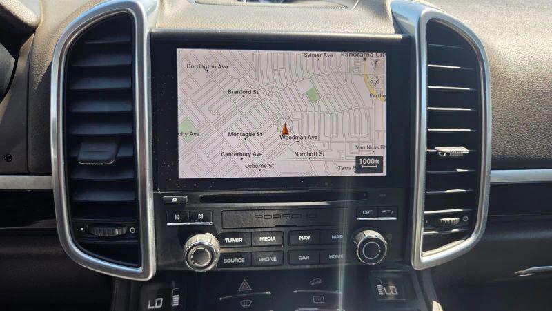 2017 Porsche Cayenne Base