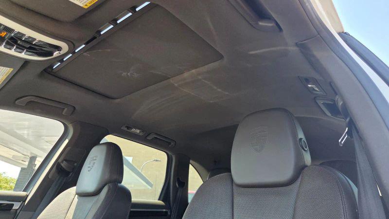 2017 Porsche Cayenne Base