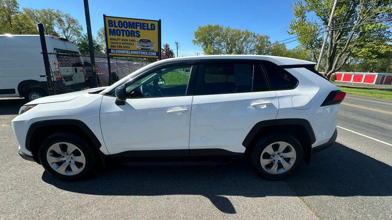 2023 Toyota RAV4 LE