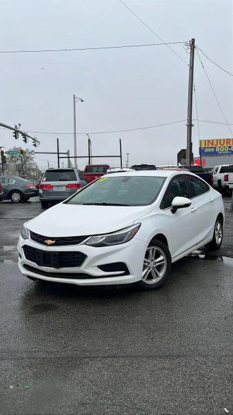 2017 Chevrolet Cruze LT Auto