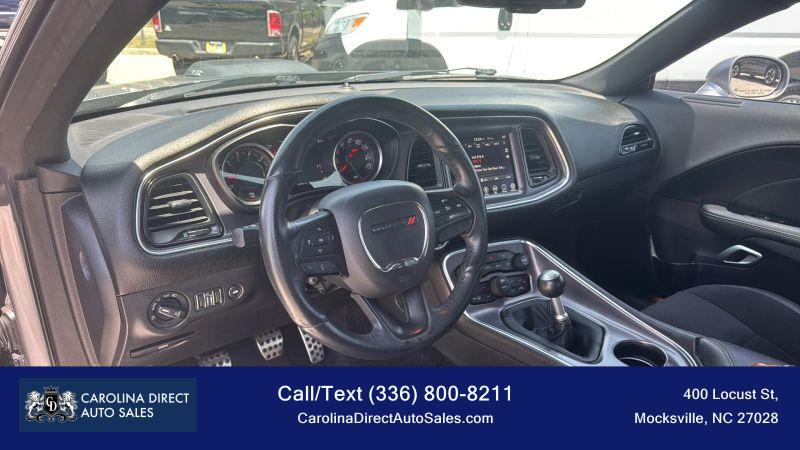 2017 Dodge Challenger R/T Plus Shaker