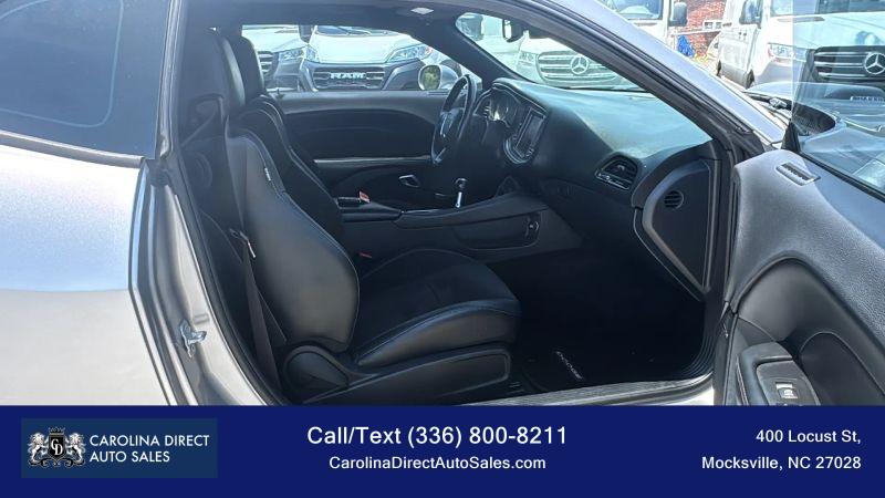 2017 Dodge Challenger R/T Plus Shaker