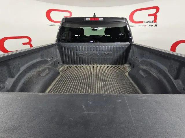 2022 Ram 1500 Big Horn Crew Cab 4x4 64 Box