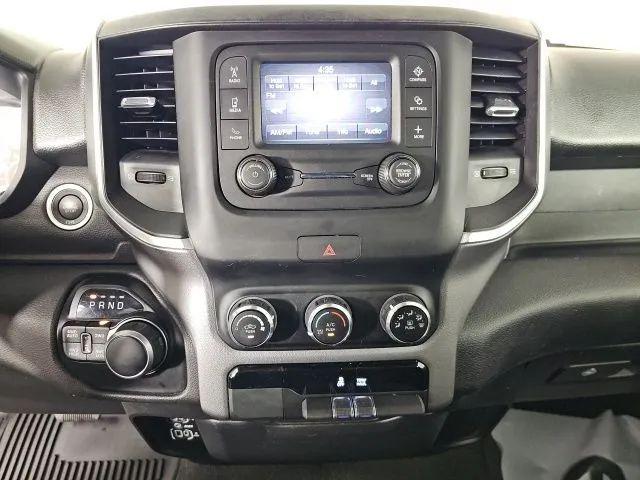 2022 Ram 1500 Big Horn Crew Cab 4x4 64 Box