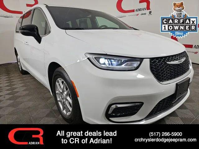 2025 Chrysler Pacifica Select for sale in Adrian, MI