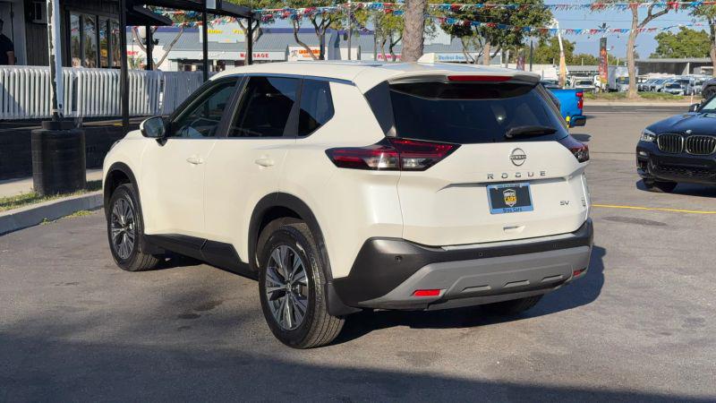 2023 Nissan Rogue SV FWD