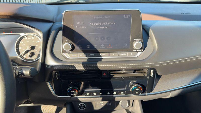 2023 Nissan Rogue SV FWD