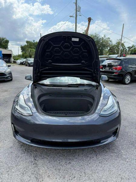 2022 Tesla Model 3 Rear-Wheel Drive