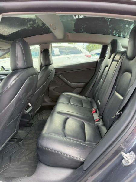 2022 Tesla Model 3 Rear-Wheel Drive