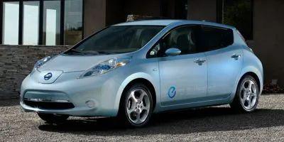 2015 Nissan LEAF S for sale in Bridgeport, CT