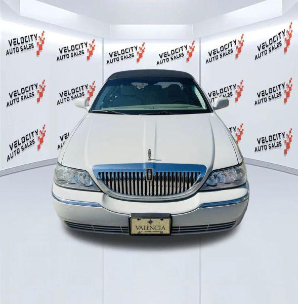 2004 Lincoln Town Car Ultimate