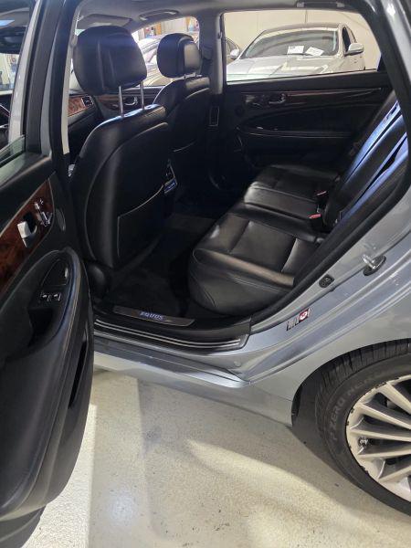 2016 Hyundai Equus Signature