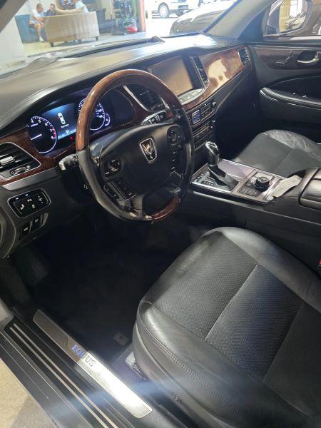 2016 Hyundai Equus Signature
