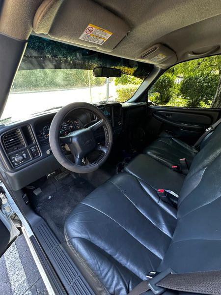 2002 GMC Sierra 1500 Standard