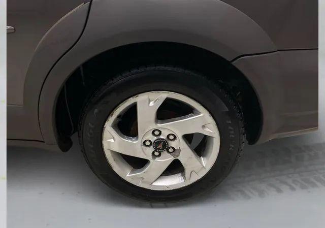 2003 Pontiac Vibe Base