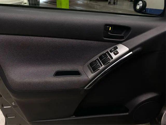 2003 Pontiac Vibe Base