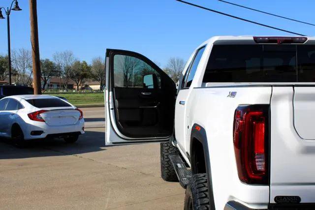 2023 GMC Sierra 2500HD 4WD Crew Cab Standard Bed SLT