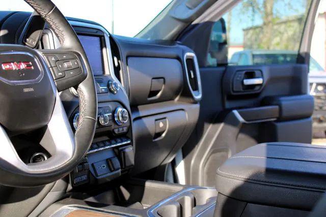 2023 GMC Sierra 2500HD 4WD Crew Cab Standard Bed SLT