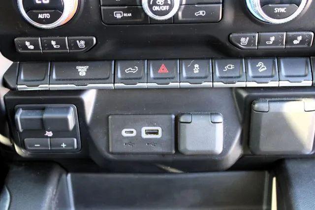 2023 GMC Sierra 2500HD 4WD Crew Cab Standard Bed SLT