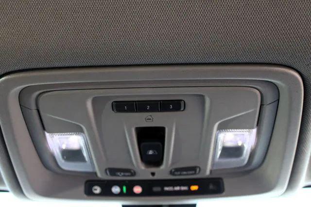2023 GMC Sierra 2500HD 4WD Crew Cab Standard Bed SLT