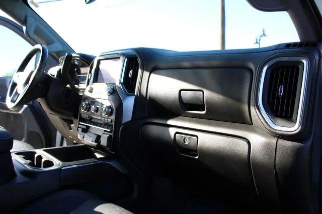 2023 GMC Sierra 2500HD 4WD Crew Cab Standard Bed SLT