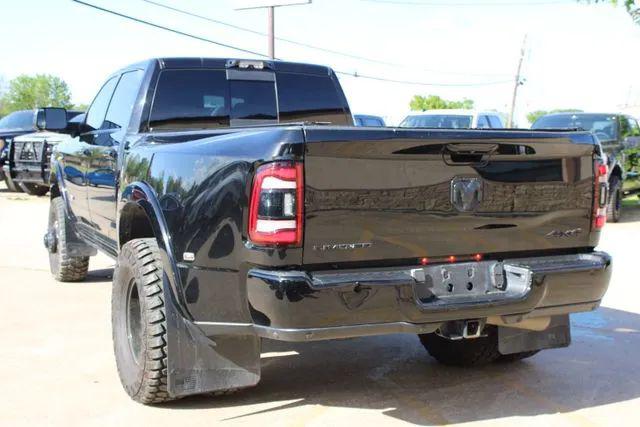 2022 Ram 3500 Limited Crew Cab 4x4 8' Box
